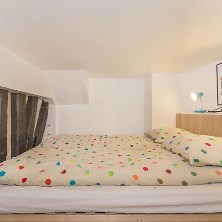 Appt Centre Avec Mezzanine * باريس